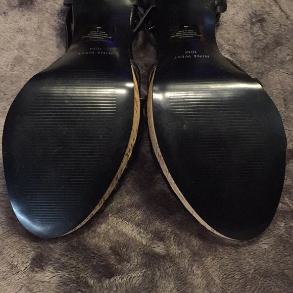 Like New Nine West Platform Heels Black Size 10 - Picture 4 of 7